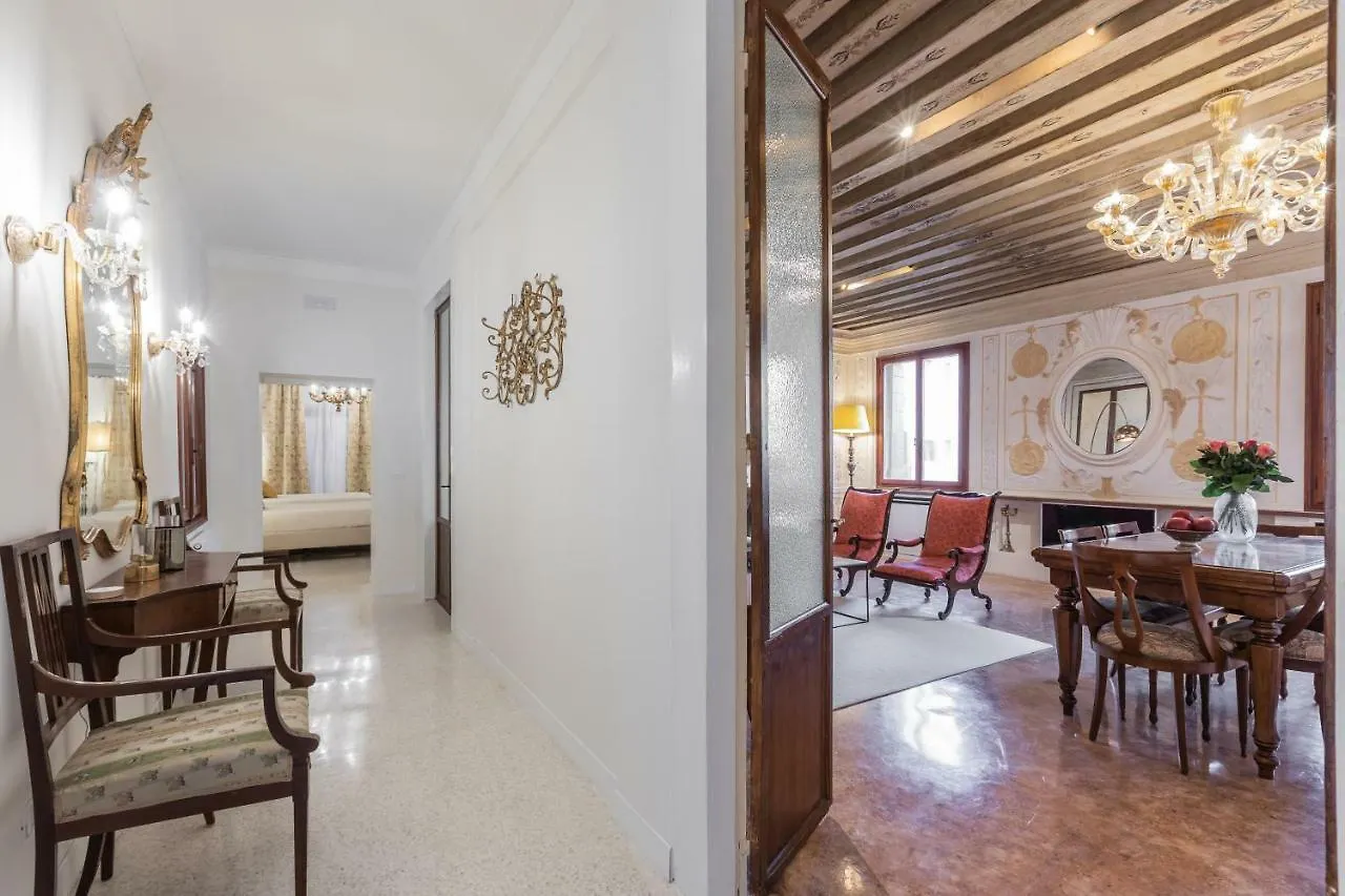 Tesori Di Celestia Apartment Venice